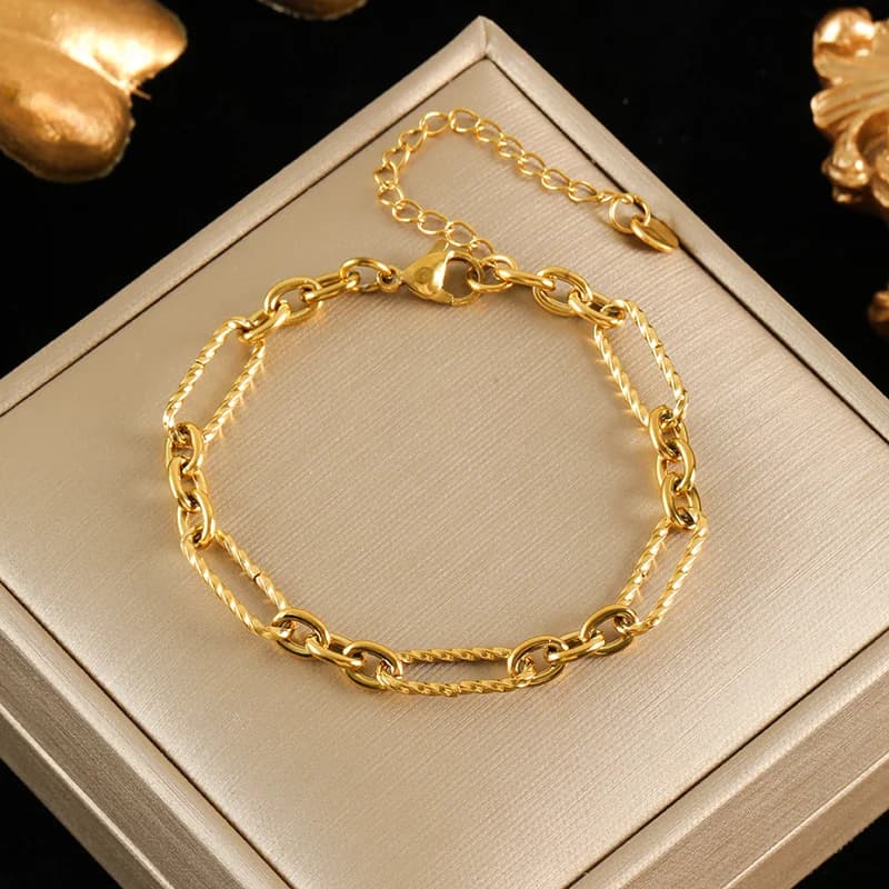Zestaw naszyjnik i bransoletka ze złotego łańcucha