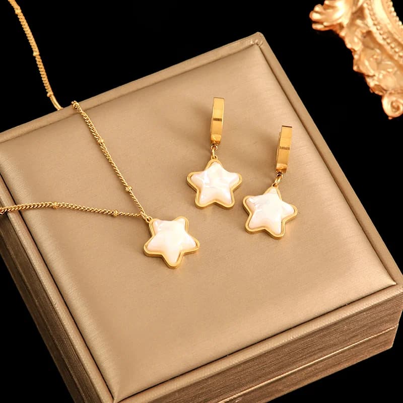 Star Flower Bear Necklace and Earrings Set